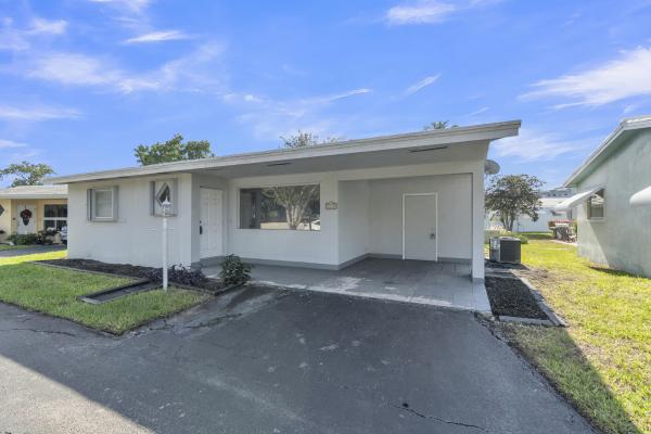 Sheridan Lakes Houses, 3240 Sheridan Ln #117, Hollywood, Florida 33021, image 3