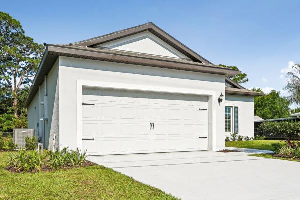 Indian River Estates, 5901 Raintree Trl, Fort Pierce, Florida 34982, image 2