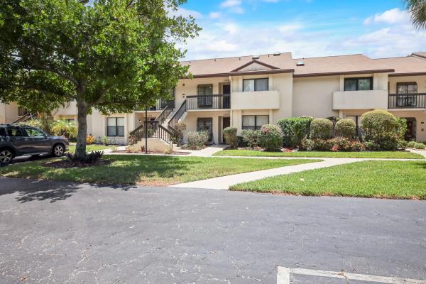 3340 Lucerne Park Dr, Greenacres, Florida 33467, image 1