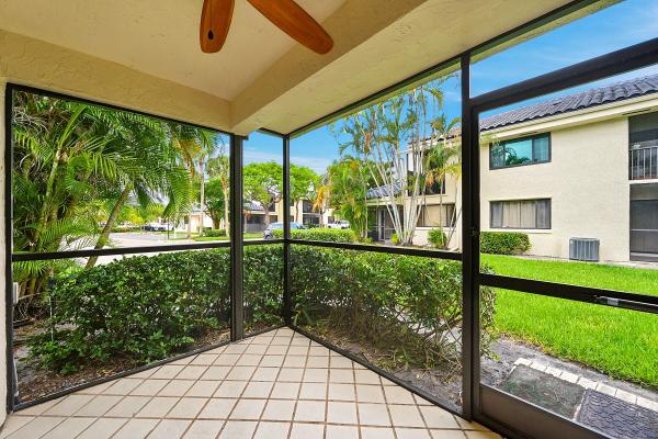8073 NW 15th Mnr, Plantation, Florida 33322, image 2