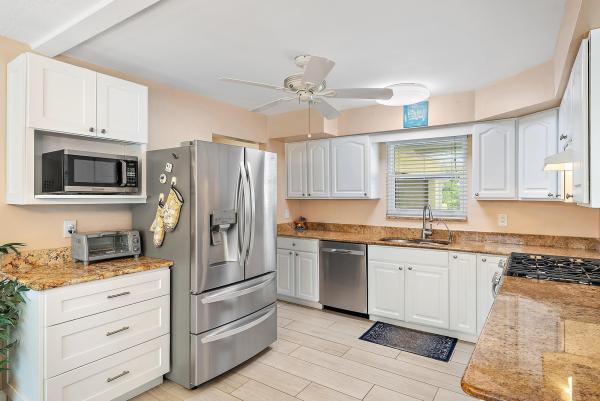 Palm Beach Isles, 1211 Dolphin Rd, Riviera Beach, Florida 33404, image 3