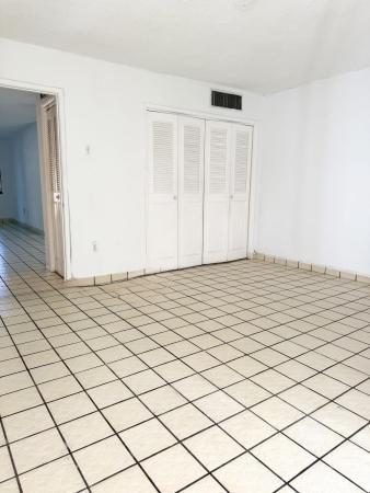 Romont South, 20330 NE 2nd Ave #5, Miami Gardens, Florida 33179, image 2