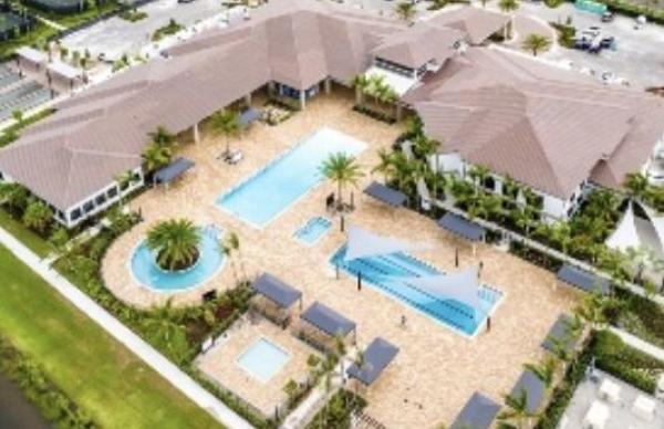 Valencia Grand, 11158 Glen Orchard Ln, Boynton Beach, Florida 33473, image 3