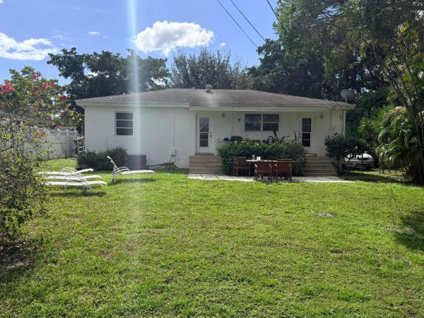 Belle Vue, 937 Upland, West Palm Beach, Florida 33401, image 1
