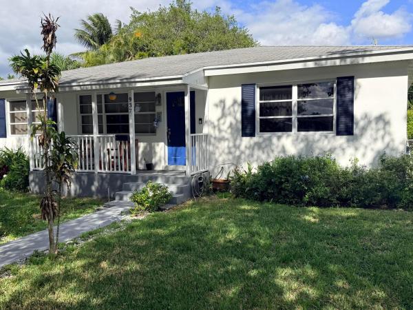 Belle Vue, 937 Upland Rd, West Palm Beach, Florida 33401, image 2