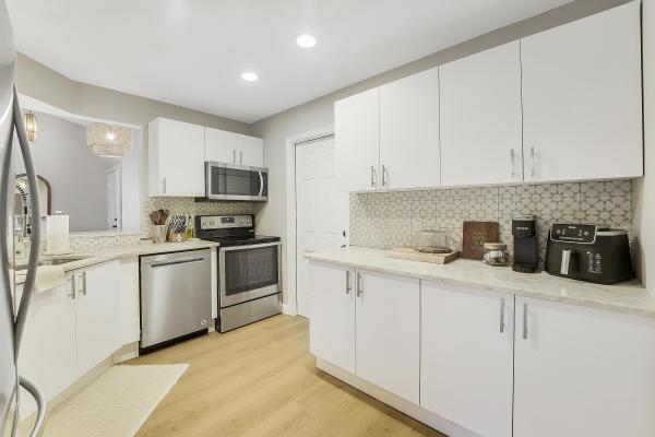 South Lake At Dos Lagos, 11 Via De Casas Sur #102, Boynton Beach, Florida 33426, image 2