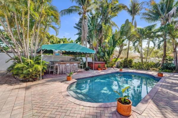 Lake Ridge, 1036 NE 9th Ave, Fort Lauderdale, Florida 33304, image 2