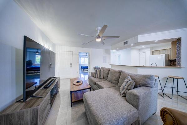 Hypoluxo's Mariner's Cay, 500 Scotia Dr #302, Hypoluxo, Florida 33462, image 1