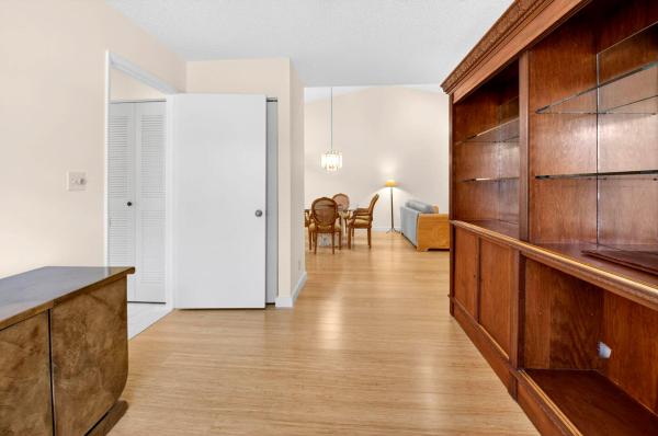Palm Chase, 10938 Roebelini Palm Ct #B, Boynton Beach, Florida 33437, image 2