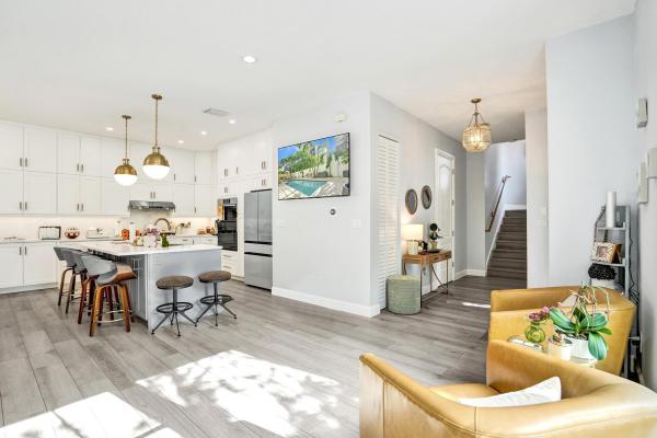 Victoria Park, 1411 NE 7th St #1, Fort Lauderdale, Florida 33304, image 3