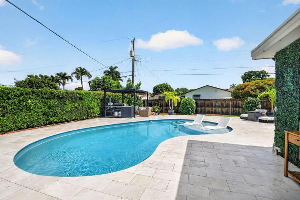 110 W Coconut Dr, Lake Worth, Florida 33467, image 3