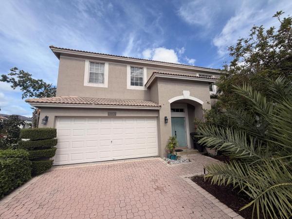 Avondale At Bear Lakes, 1226 Avondale Ln, West Palm Beach, Florida 33409, image 2