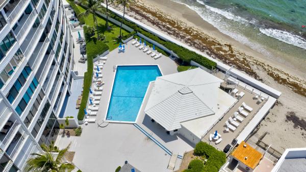Mayfair House, 3589 S Ocean Blvd #30, South Palm Beach, Florida 33480, image 3