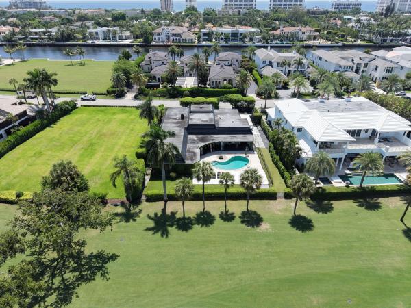 Royal Palm Yacht & Country Club, 1877 Royal Palm Way, Boca Raton, Florida 33432, image 2