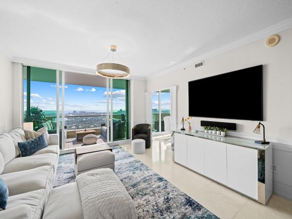 Las Olas Grand, 411 N New River Dr E #3402, Fort Lauderdale, Florida 33301, image 2