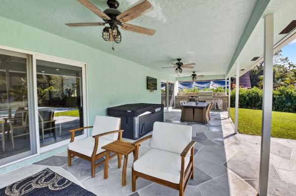 6701 Hillside Ln, Lake Worth, Florida 33462, image 1