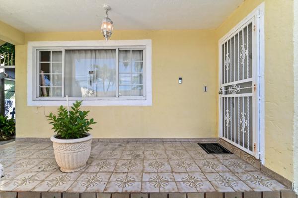 7337 SW 21st St, Unincorporated Dade County, Florida 33155, image 2