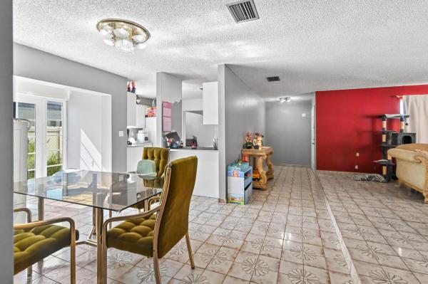 7337 SW 21st St, Unincorporated Dade County, Florida 33155, image 1