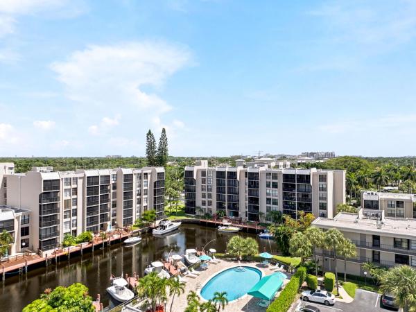 Boca Bayou, 8 Royal Palm Way #3020, Boca Raton, Florida 33432, image 2