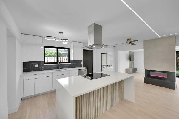 Country Club Village, 1257 NW 4th St, Boca Raton, Florida 33486, image 2