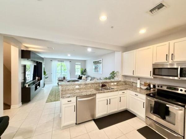 Coda, 110 W Coda Cir, Delray Beach, Florida 33444, image 3