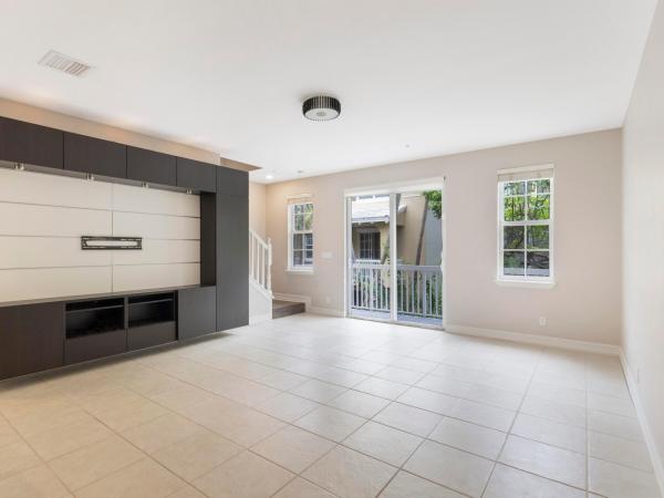 Coda, 110 W Coda Cir, Delray Beach, Florida 33444, image 2