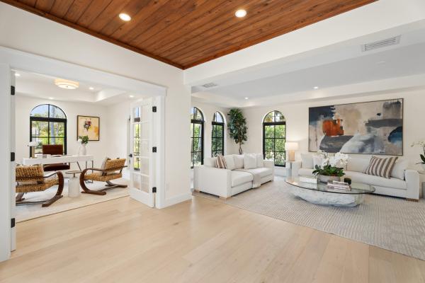Lakewood, 257 E Lakewood Rd, West Palm Beach, Florida 33405, image 2