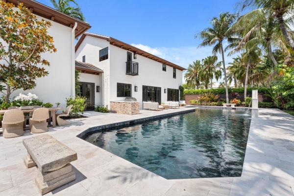 Lakewood, 257 E Lakewood Rd, West Palm Beach, Florida 33405, image 3