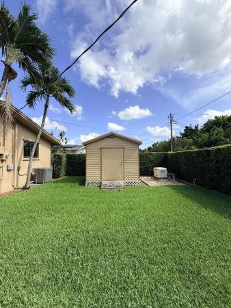 Ulelah, 5170 Palm Ave, Hialeah, Florida 33012, image 1