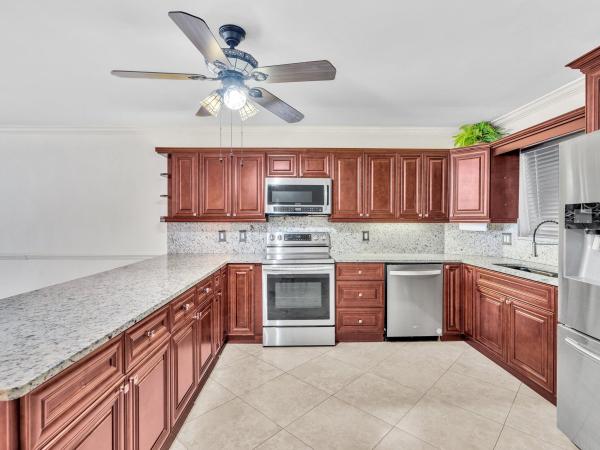 Heritage Landings, 3031 NE 51st St #403W, Fort Lauderdale, Florida 33308, image 1
