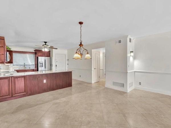 3031 NE 51st St #403W, Lauderdale By The Sea, Florida 33308, image 1