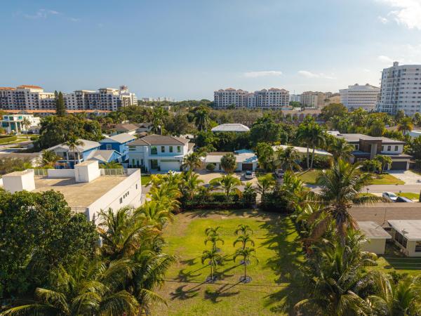 Boca Villas, 255 NE 3rd St, Boca Raton, Florida 33432, image 2