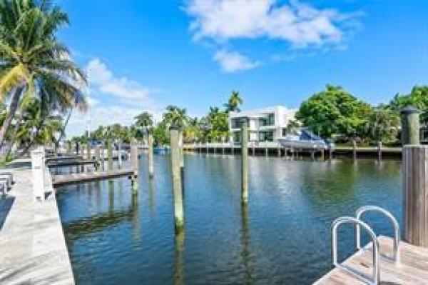 Island House East, 40 Isle Of Venice Dr #3, Fort Lauderdale, Florida 33301, image 3