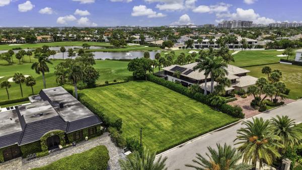 Royal Palm Yacht & Country Club, 1845 Royal Palm Way, Boca Raton, Florida 33432, image 2