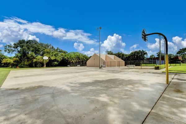 Village Of Sandalwood Lakes North, 135 Heritage Way, West Palm Beach, Florida 33407, image 3