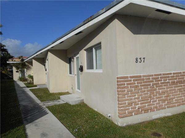 Barcelona Villas, 837 NE 17th Ave, Fort Lauderdale, Florida 33304, image 1