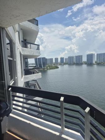 Mystic Pointe Tower 300, 3600 Mystic Pointe Dr #1202, Aventura, Florida 33180, image 1