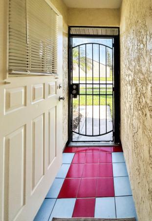 Walton Court, 2241 SE Barrington St, Port St. Lucie, Florida 34952, image 3