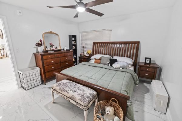Manaranda Village, 1021 Mockingbird Ln #211, Plantation, Florida 33324, image 2