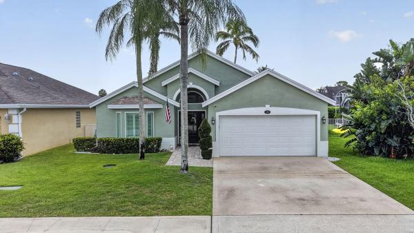 Saratoga Lakes, 120 Saratoga Blvd E, Royal Palm Beach, Florida 33411, image 2