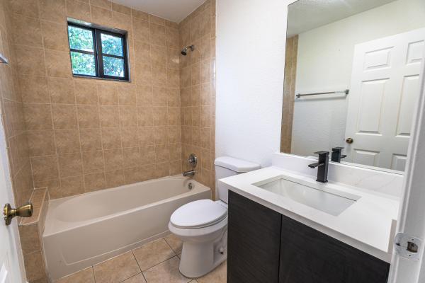 Riverside Villas At Coral Springs, 2801 Riverside Dr #301-S, Coral Springs, Florida 33065, image 2