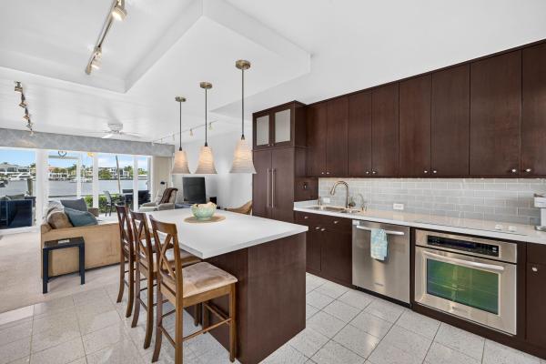 Sunrise Bay Club, 2727 Yacht Club Blvd #1B, Fort Lauderdale, Florida 33304, image 1