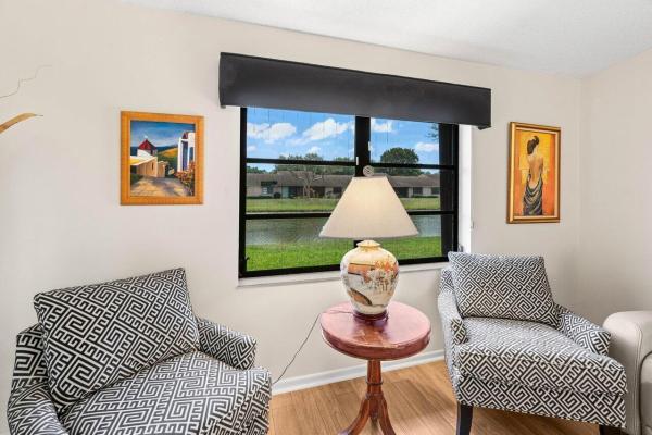 8286 Springlake Dr, Boca Raton, Florida 33496, image 2