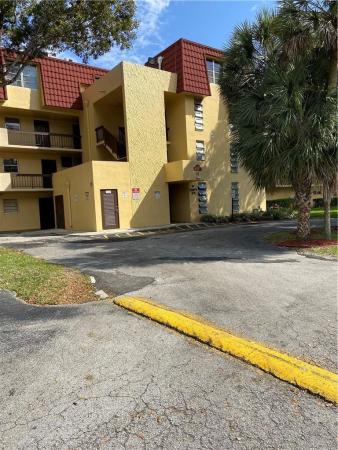 Foxcroft, 3253 Foxcroft Rd #G212, Miramar, Florida 33025, image 1