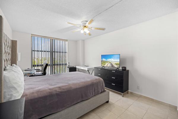Galt Ocean Terrace, 3031 N Ocean Blvd #507, Fort Lauderdale, Florida 33308, image 2
