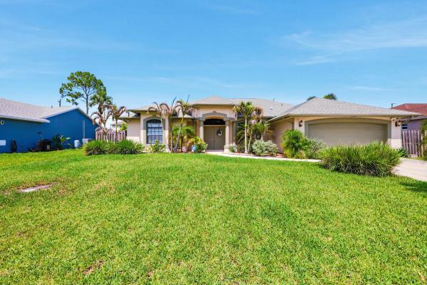 3881 SW Janiga St, Port St. Lucie, Florida 34953, image 1