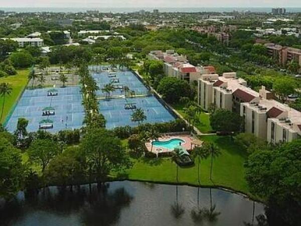Lavers Resort & Racquet Club, 955 Egret Cir #211, Delray Beach, Florida 33444, image 3