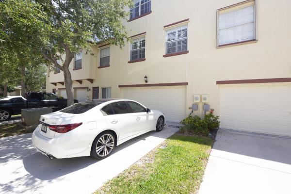 East Lake Village, 1890 SE Interlachen Dr, Port St. Lucie, Florida 34952, image 3