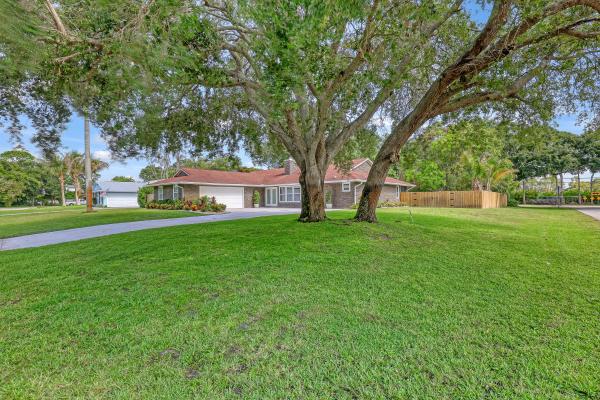 Little Oaks, 6185 White Oak Ct, Jupiter, Florida 33458, image 2