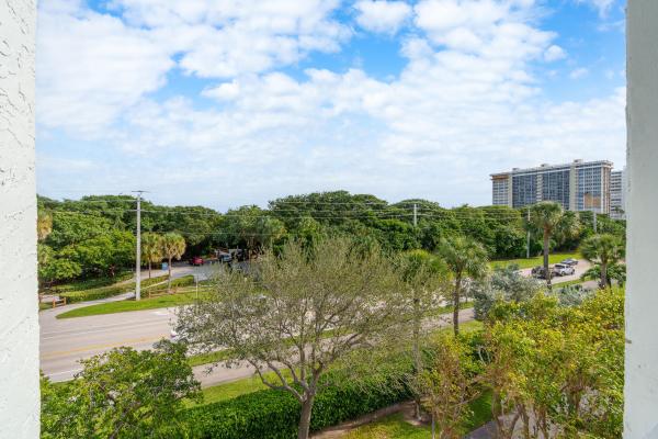 Tierra Del Mar, 950 Ponce De Leon Rd #4010, Boca Raton, Florida 33432, image 2